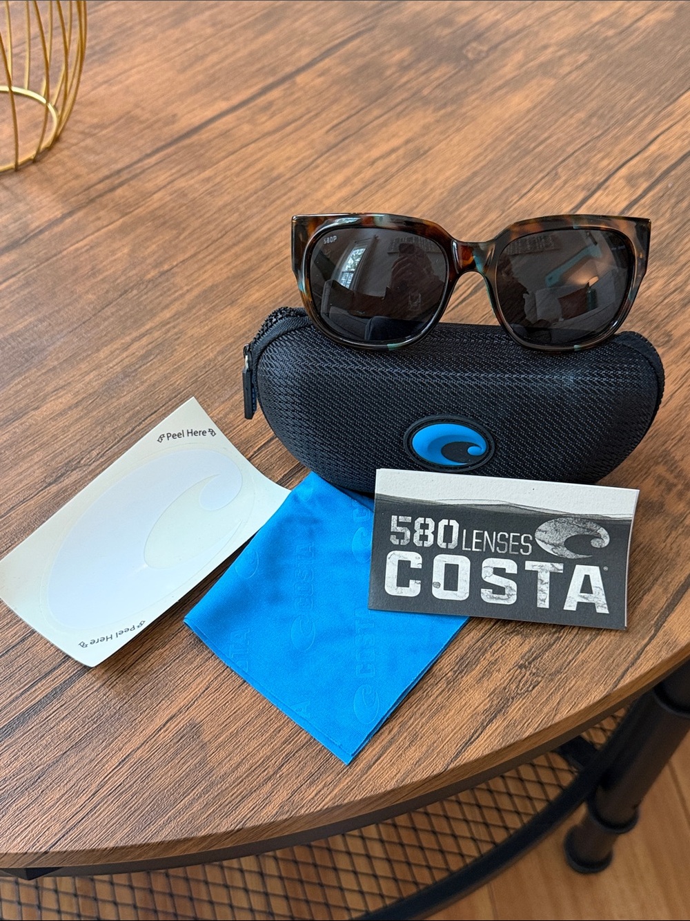Costa Waterwoman WTW250 580P Polarized Sunglasses Tortoise Shell w/ Case